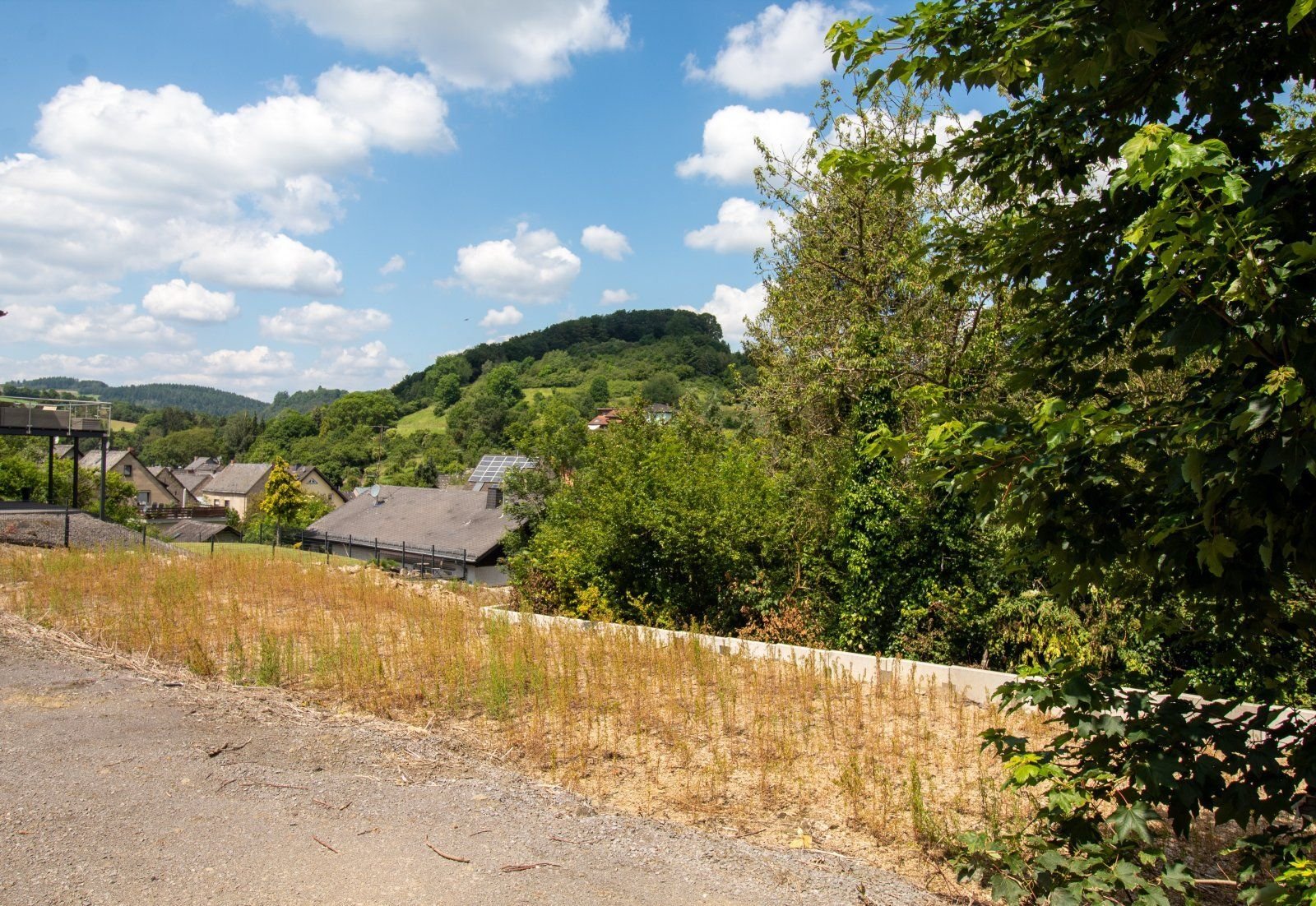 Toller Weitblick in Ortsrandlage